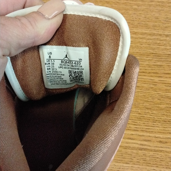 Jordan Women's Sneakers in Pink and Brown - Picture 2 of 7